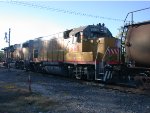 UPY 665  24Dec2005  Pushing back into the yard across Langham Road